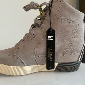 Sorel Women’s out and about wedge bootie